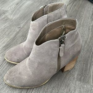 Ecote Tan Booties